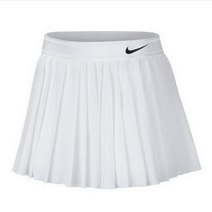 Nike Victory tennis skirt NWT sz S